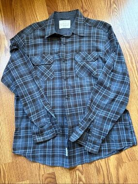Weatherproof Blue and Black Plaid Button-Up Shirt